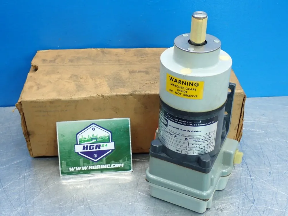 Hubbell Pilot Duty Speed Switch - 232cc13s