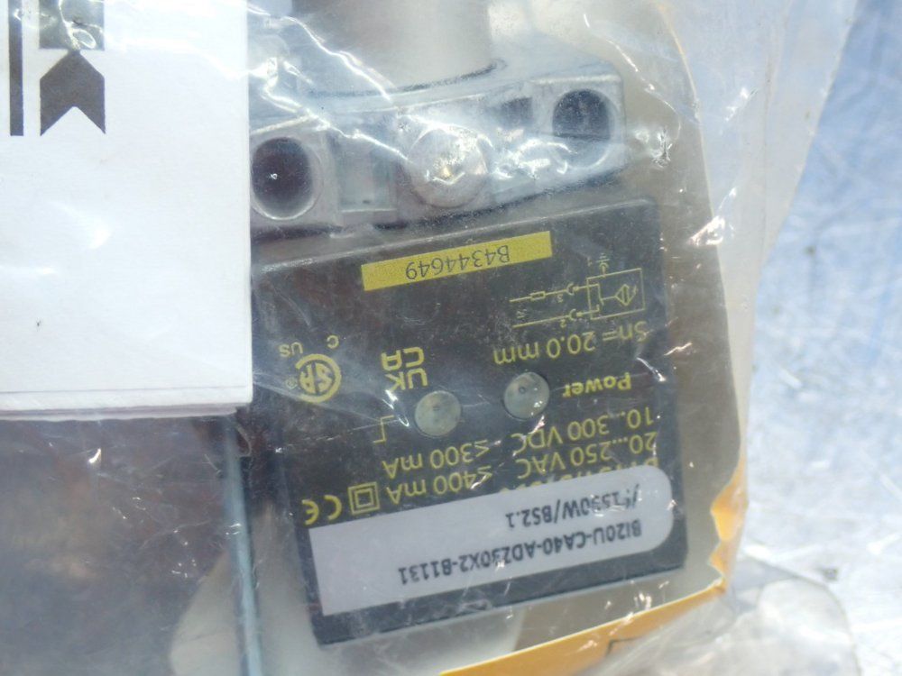 Turck Inductive Proximity Sensor - 4283295