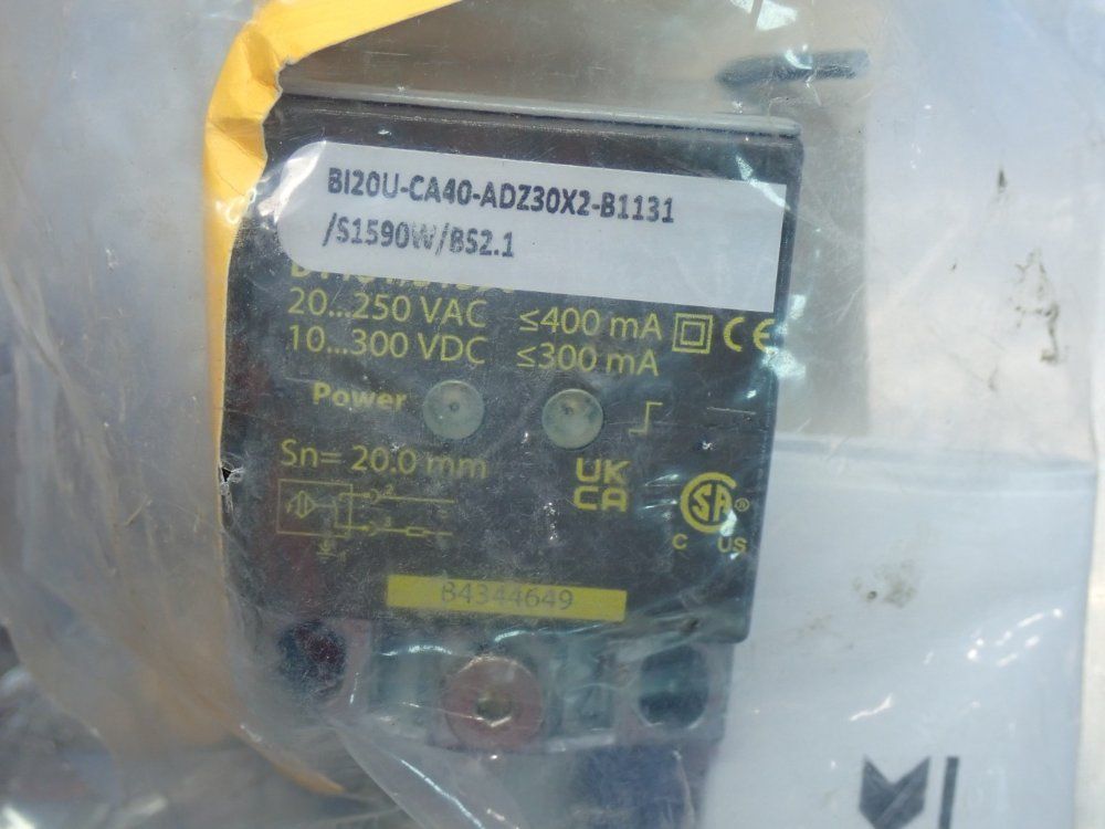 Turck Inductive Proximity Sensor - 4283295