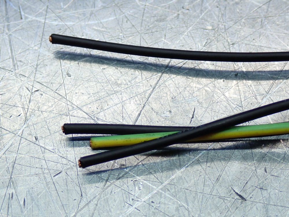 Siemens 10m, 500 Dmax = 8.4 Mm Power Cable Unit - 6fx5002-5cg10-1ba0