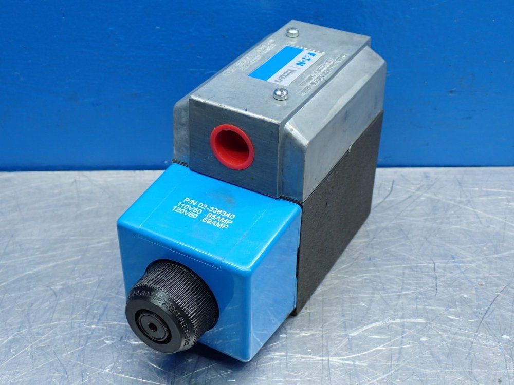 Eaton 4500psi - 310bar Directional Control Valve - Dg4v4-012a-m-w-b5-10