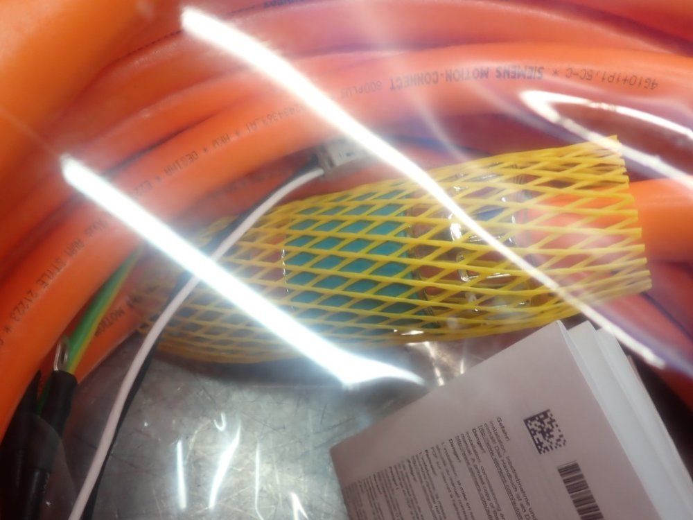 Siemens 30m Long Power Cable Assembly - 6fx8002-5dn64-1cf0