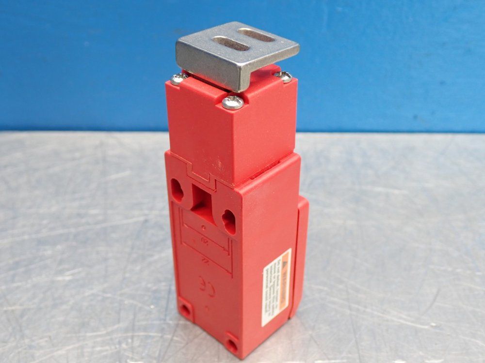 Allen Bradley Guardmaster Cadet 3 Tounge Interlock