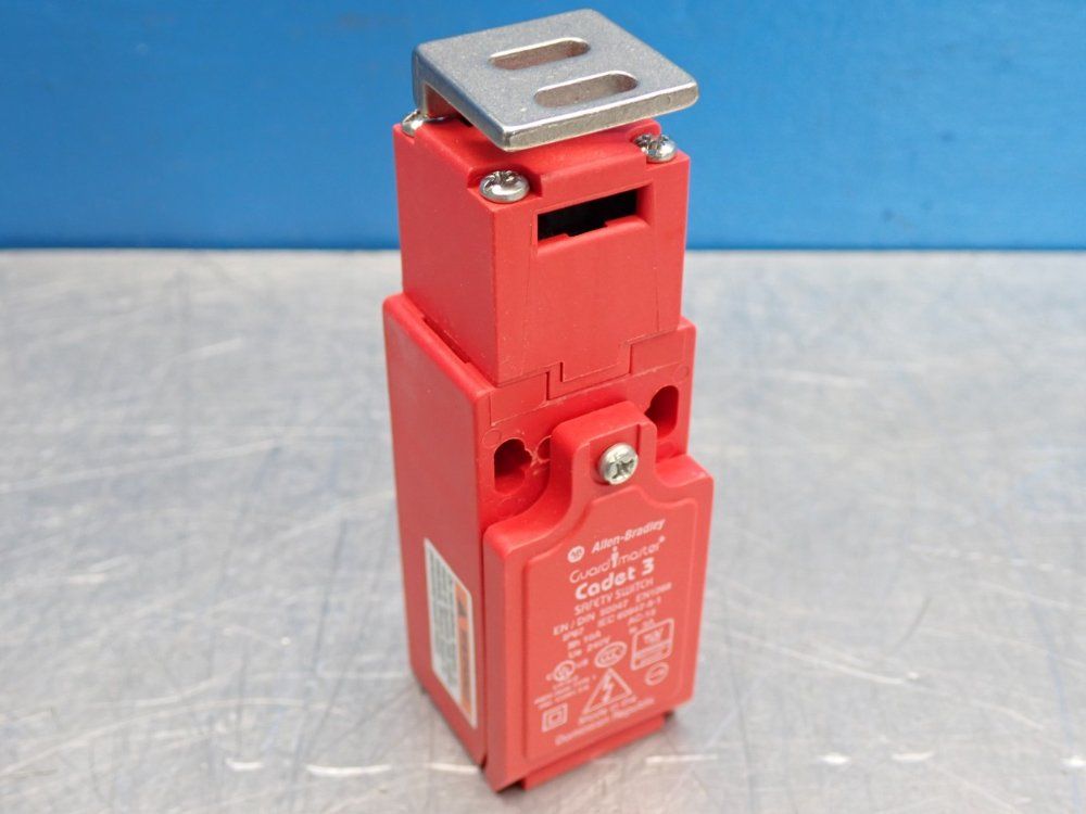Allen Bradley Guardmaster Cadet 3 Tounge Interlock