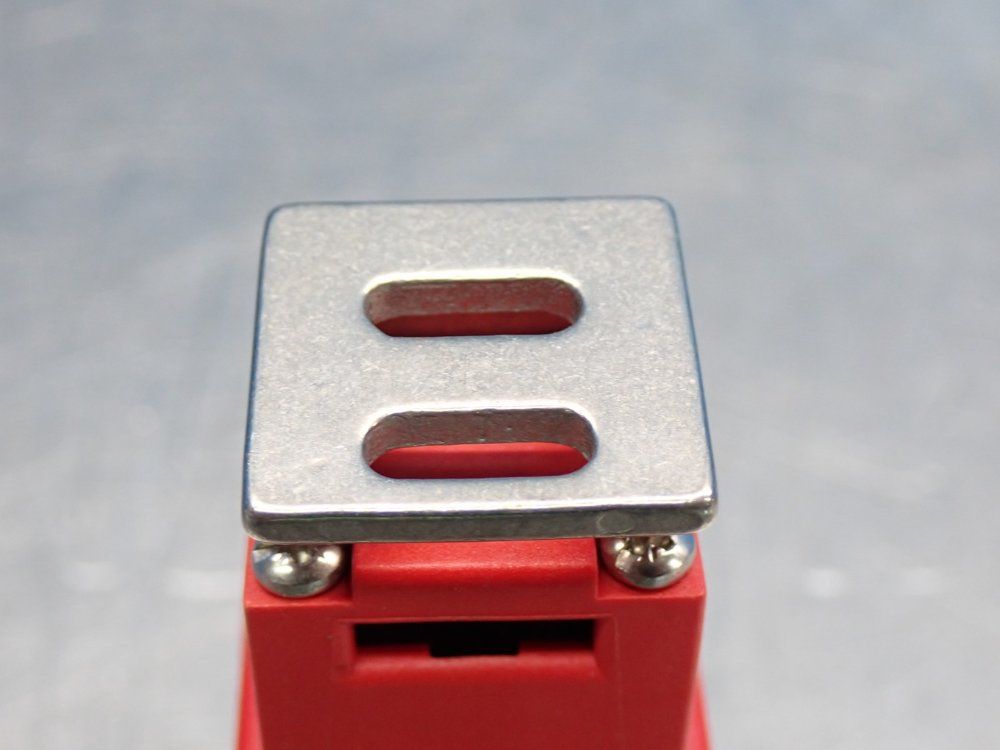 Allen Bradley Guardmaster Cadet 3 Tounge Interlock