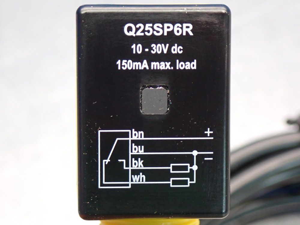 Banner Ezbeam Q25 Series Rightangle Basemount Rectangle Sensor