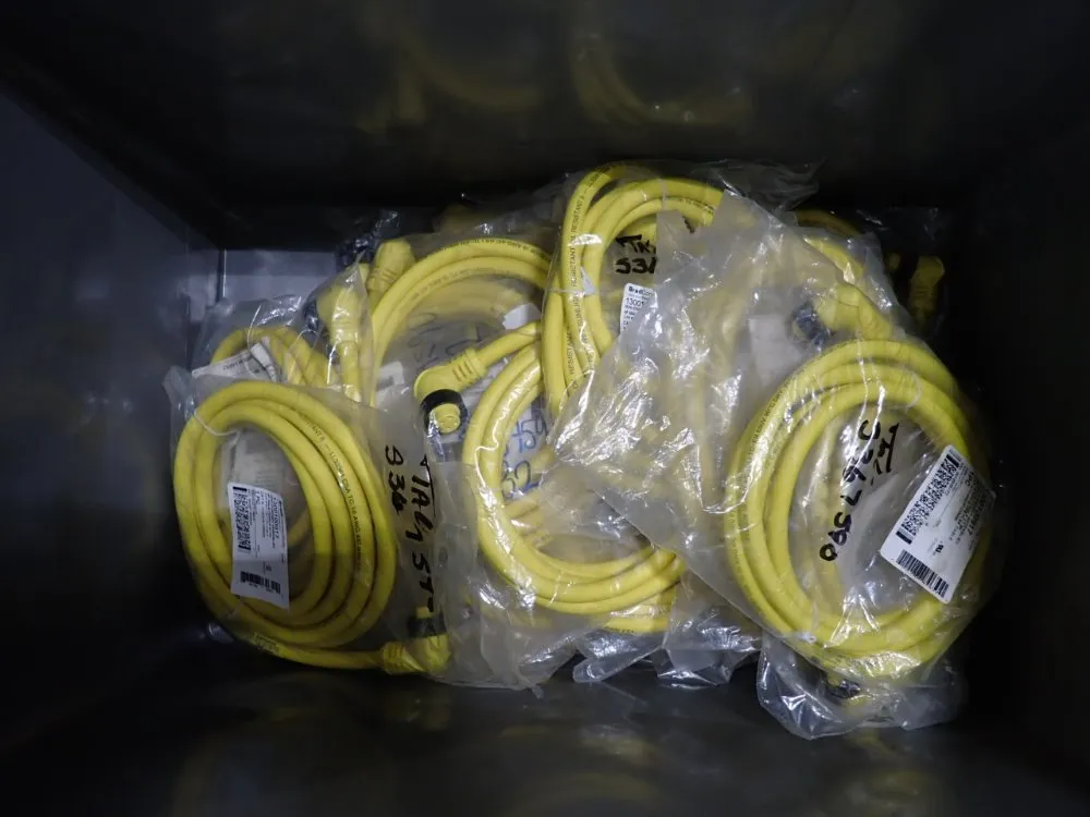 CABLES