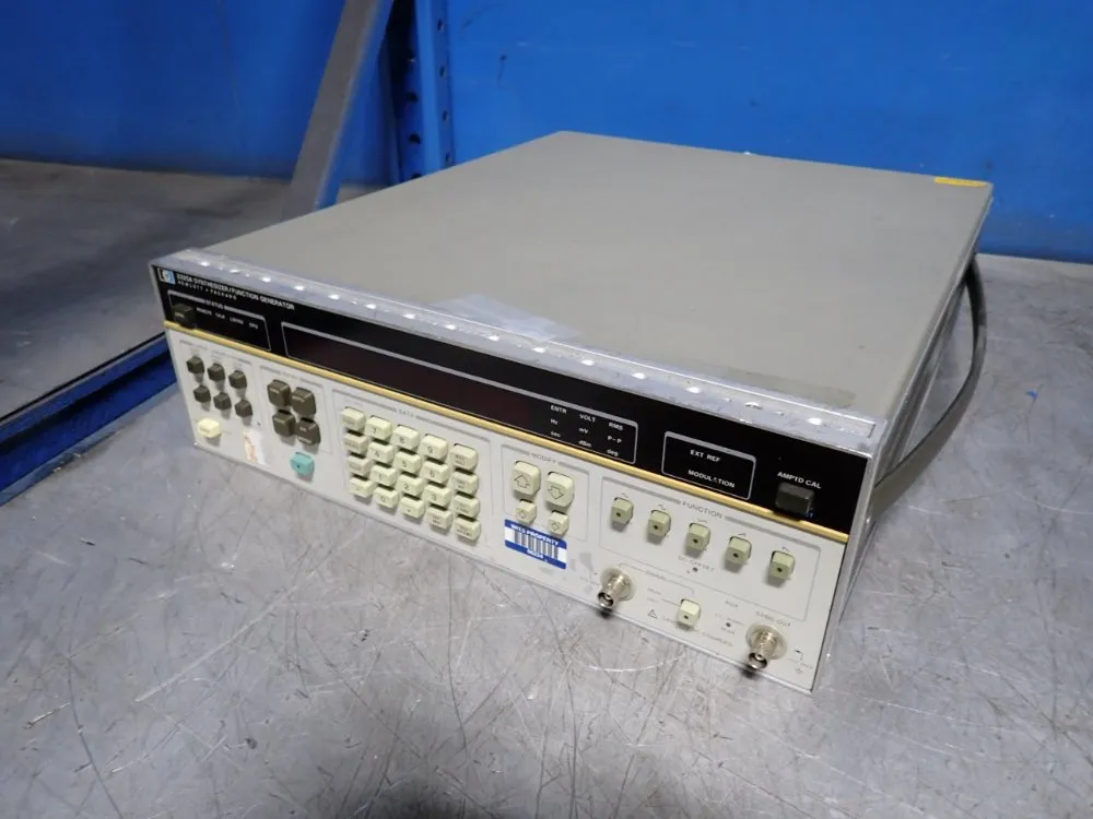 Hp Synthesizer/function Generator - 3325a