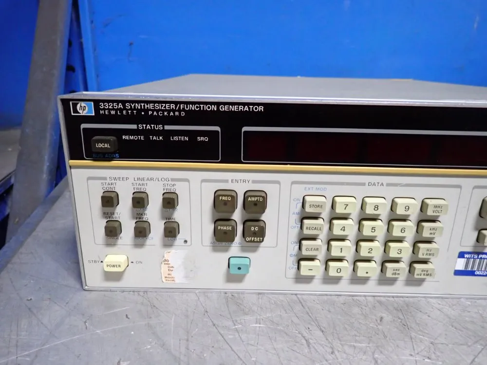 Hp Synthesizer/function Generator - 3325a