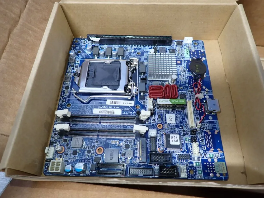 Motherboards - U-1005578