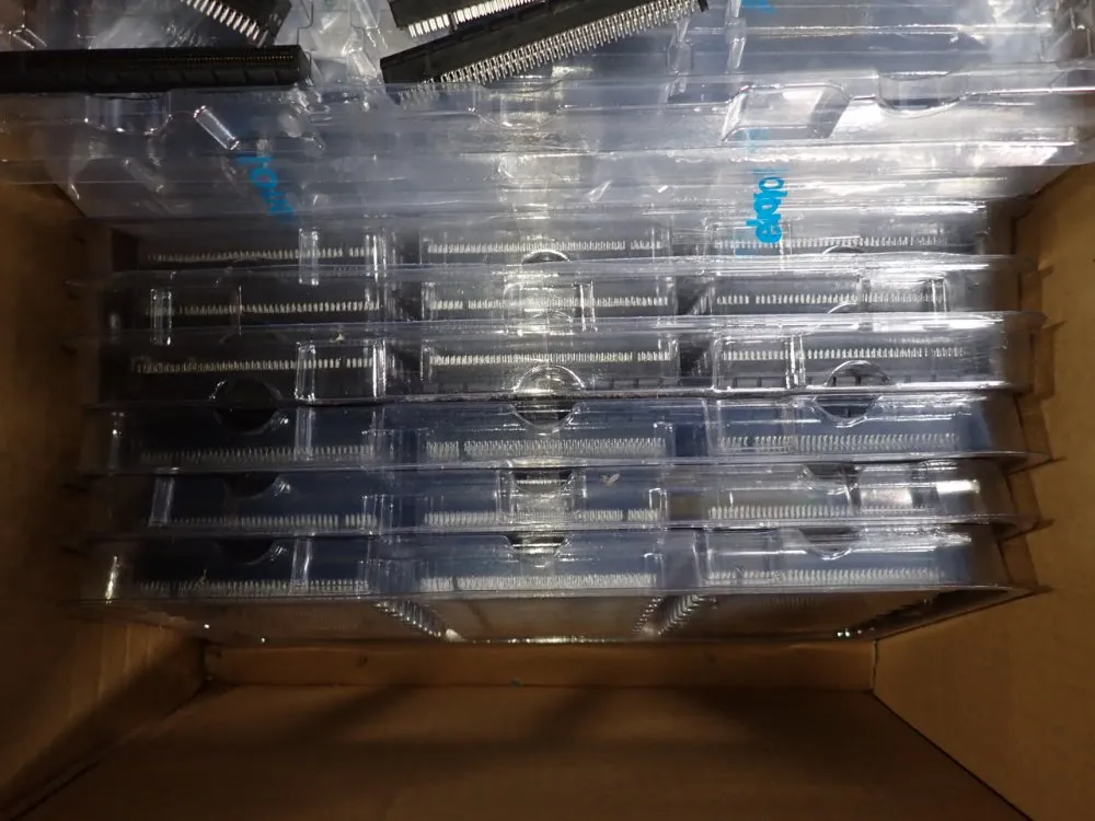 Amphenol Connectors - 10018783-10003tlf