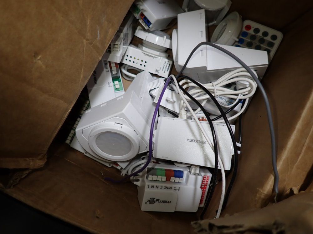 Electronic Ballasts/electrical Components