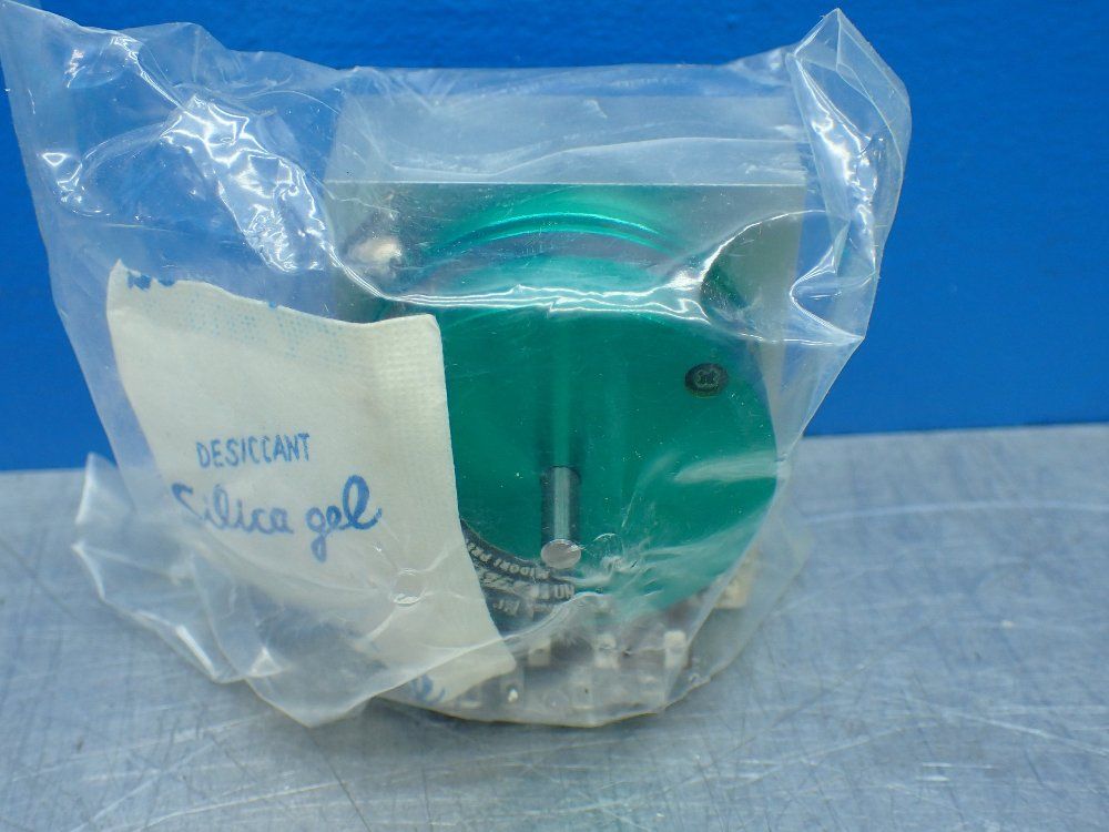 Midori Precisions Green Pot Potentiometer. - Cpp-45-10s