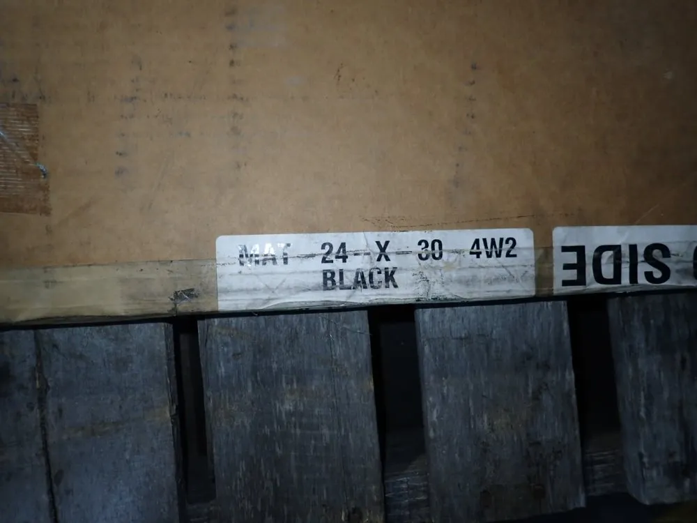 Larco 24"x30" Safety Mat