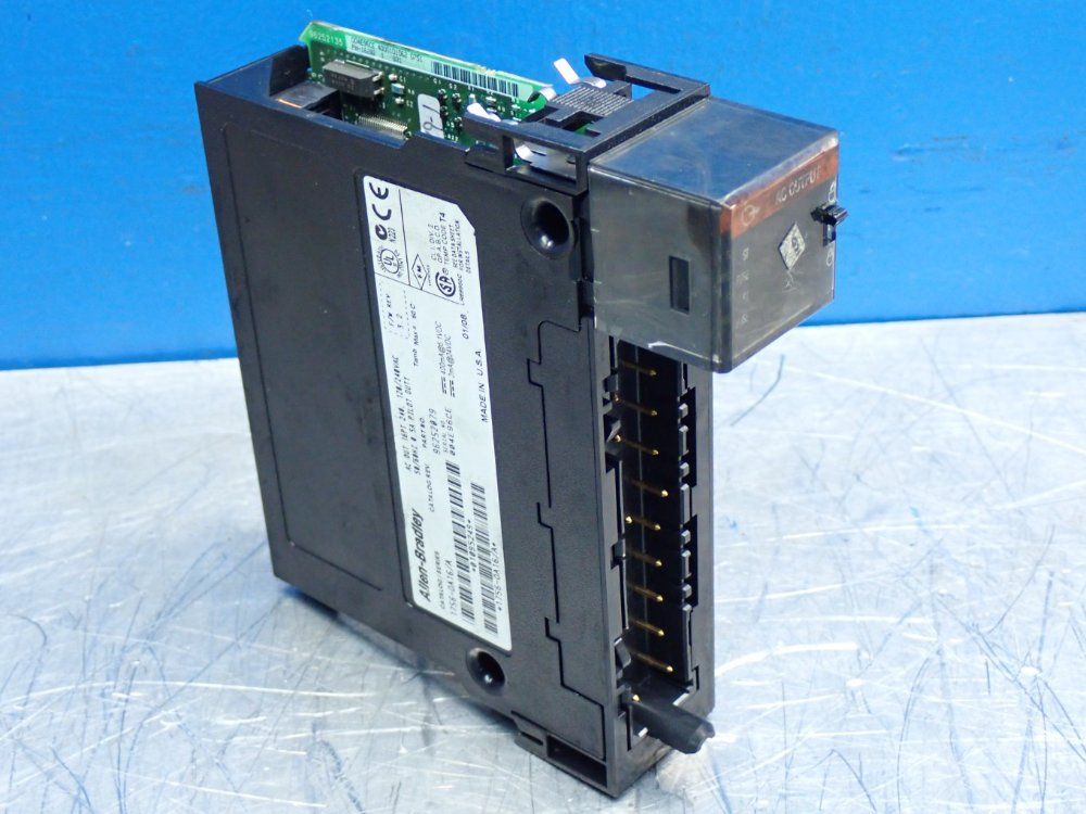 Allen Bradley Digital Output Module - 1756-oa16k