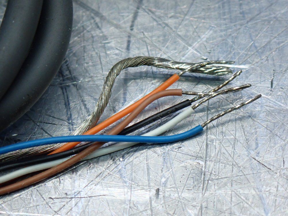 Omron 55mm Diameter High-resolution Rotary Encoder - E6d-cwz1e 3600p/r