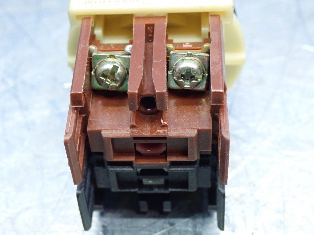 Fuji Electric Push Button Contact Block - Ah30-f