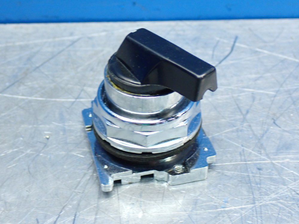 Cutler-hammer Selector Switch - 10250t3071