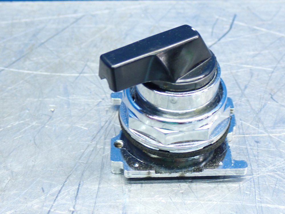 Cutler-hammer Selector Switch - 10250t3071