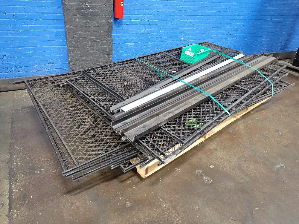 SAFETY CAGE