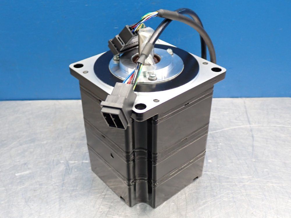 Yaskawa 3000rpm Servo Motor - Sgmp-08awhg22