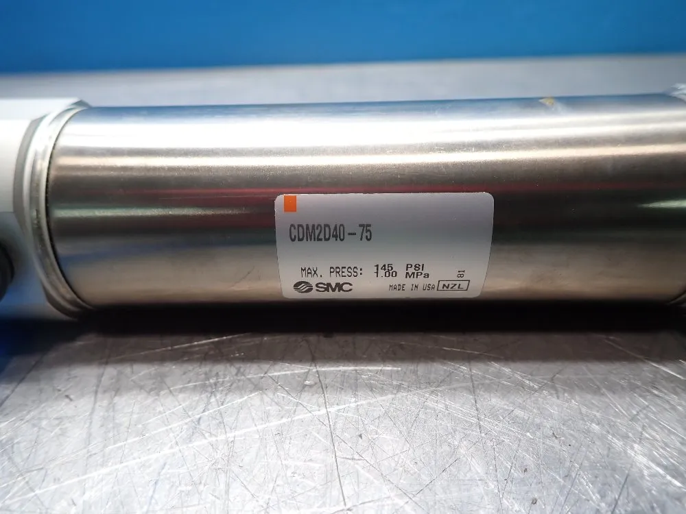 Smc 145 Psi Double-acting Pneumatic Cylinder Actuator - Cdm2d40-75