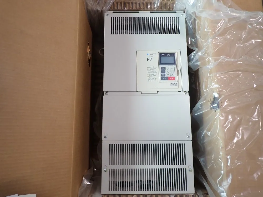 Yaskawa Electric 60 Hp, 380-480 Vac, 91 Amp Varispeed Drive - Cimr-f7u40451e