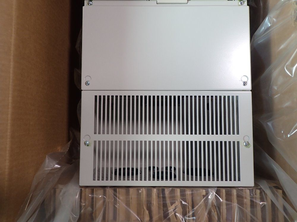 Yaskawa Electric 60 Hp, 380-480 Vac, 91 Amp Varispeed Drive - Cimr-f7u40451e