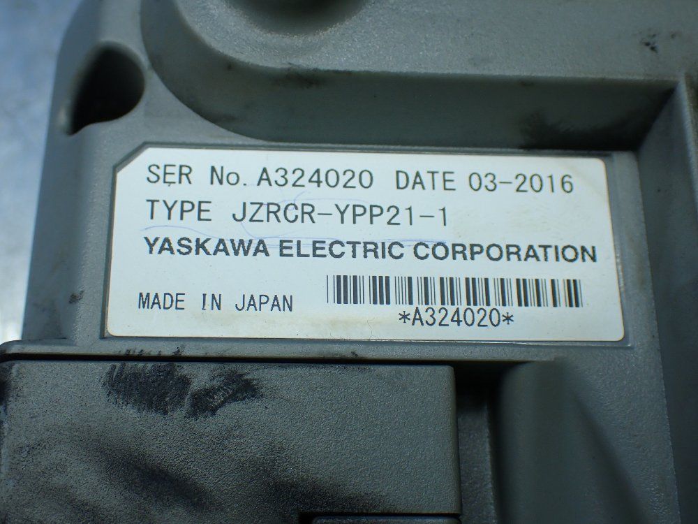 Yaskawa Electric Teach Pendant. - Jzrcr-ypp21-1