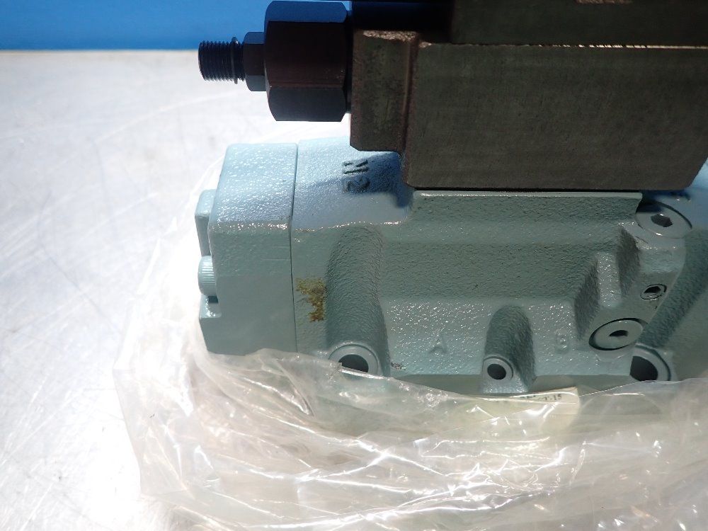 Nachi Directional Control Valve Ocy-g01-w-y-20 - Dseg04c7yegryd25464a