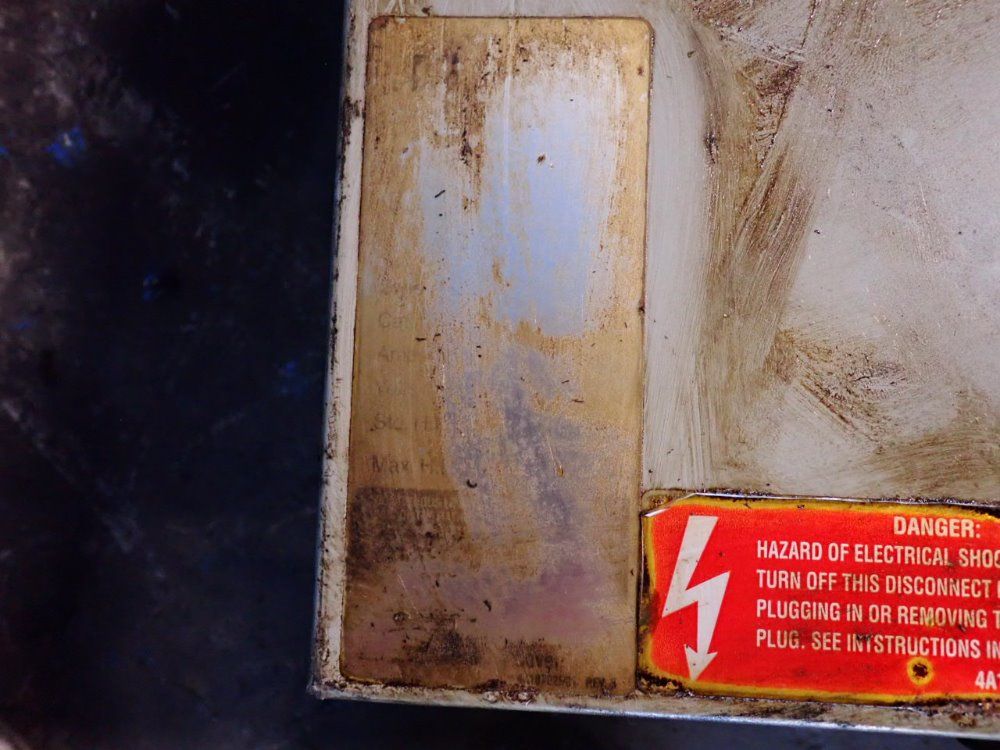 Westinghouse Bus Plug