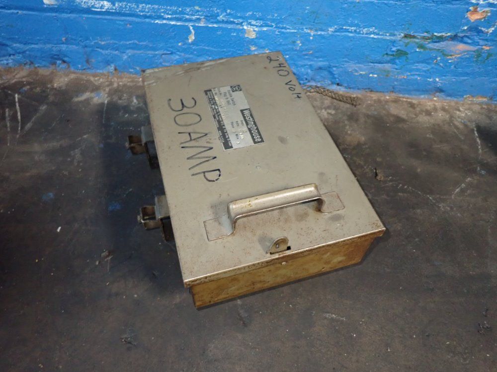 Westinghouse Bus Plug