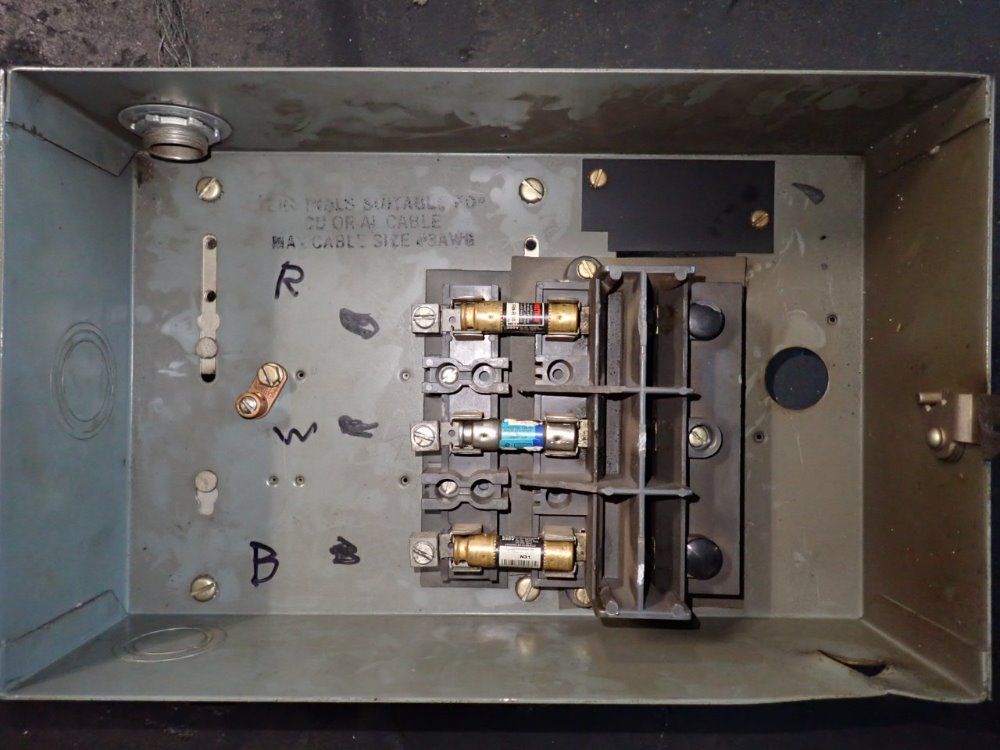 Westinghouse Bus Plug