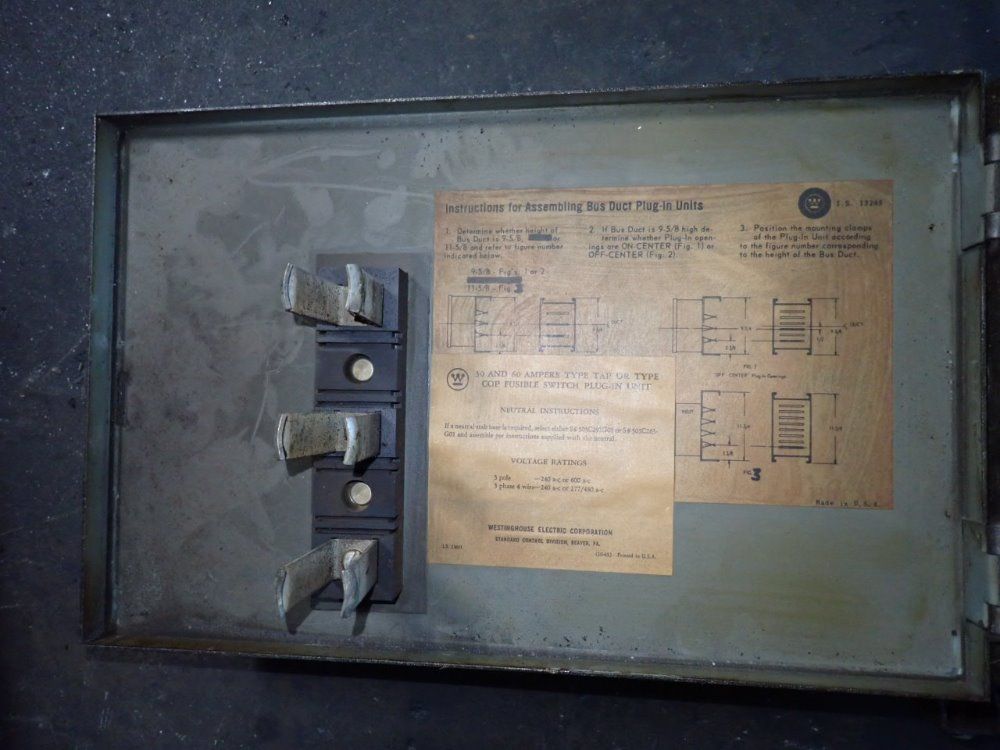 Westinghouse Bus Plug