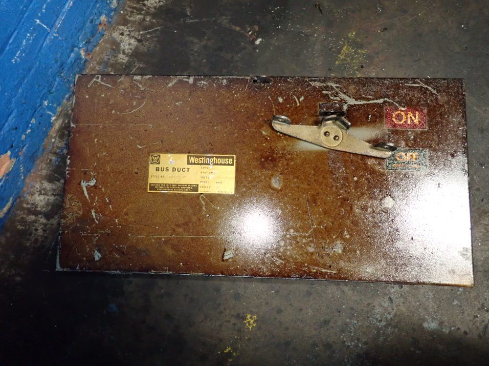 Westinghouse Bus Plug