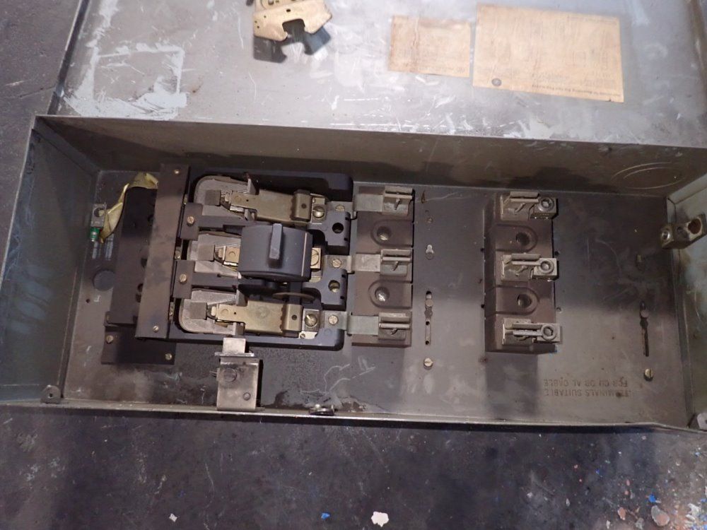 Westinghouse Bus Plug