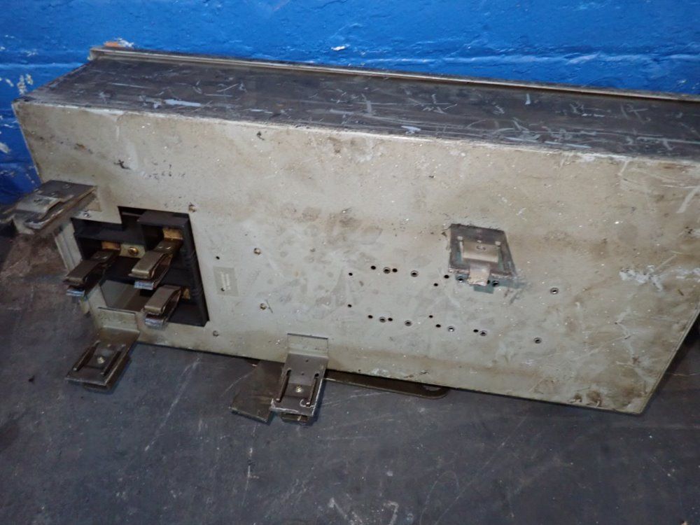 Westinghouse Bus Plug
