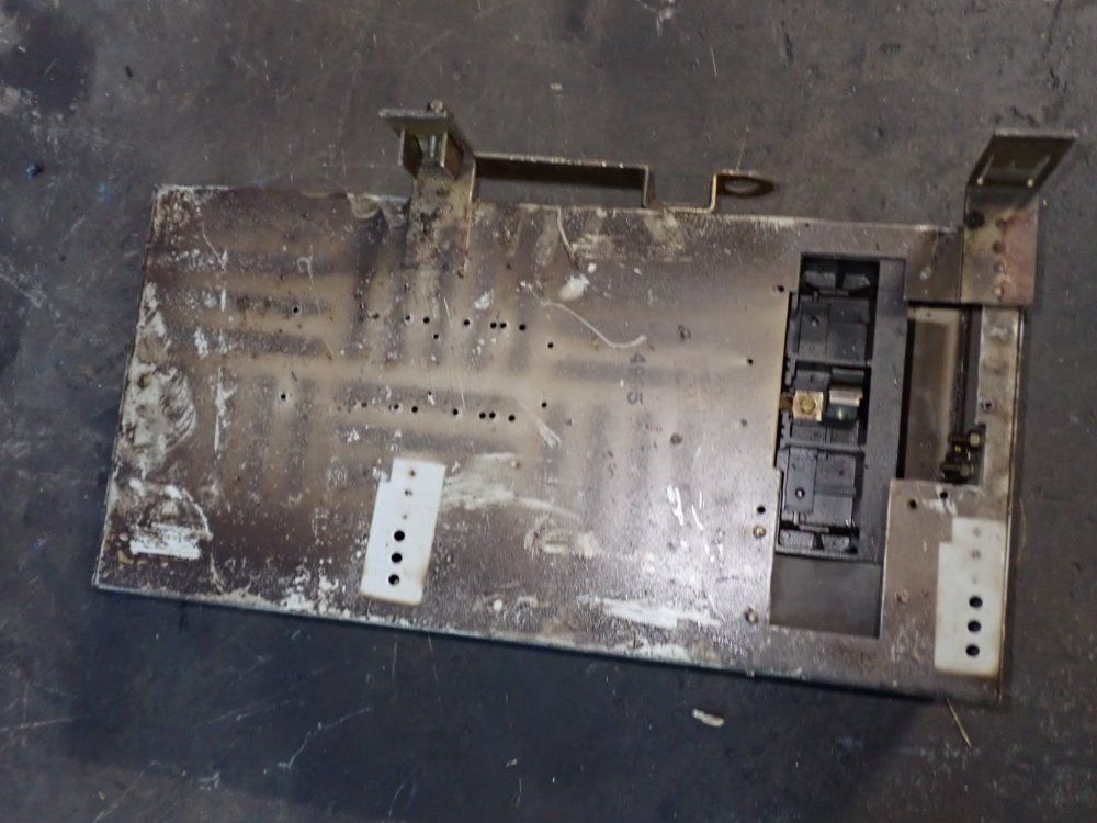 Westinghouse Bus Plug
