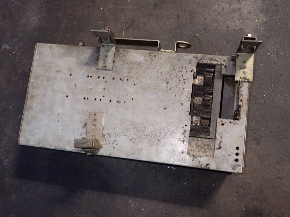 Westinghouse Bus Plug