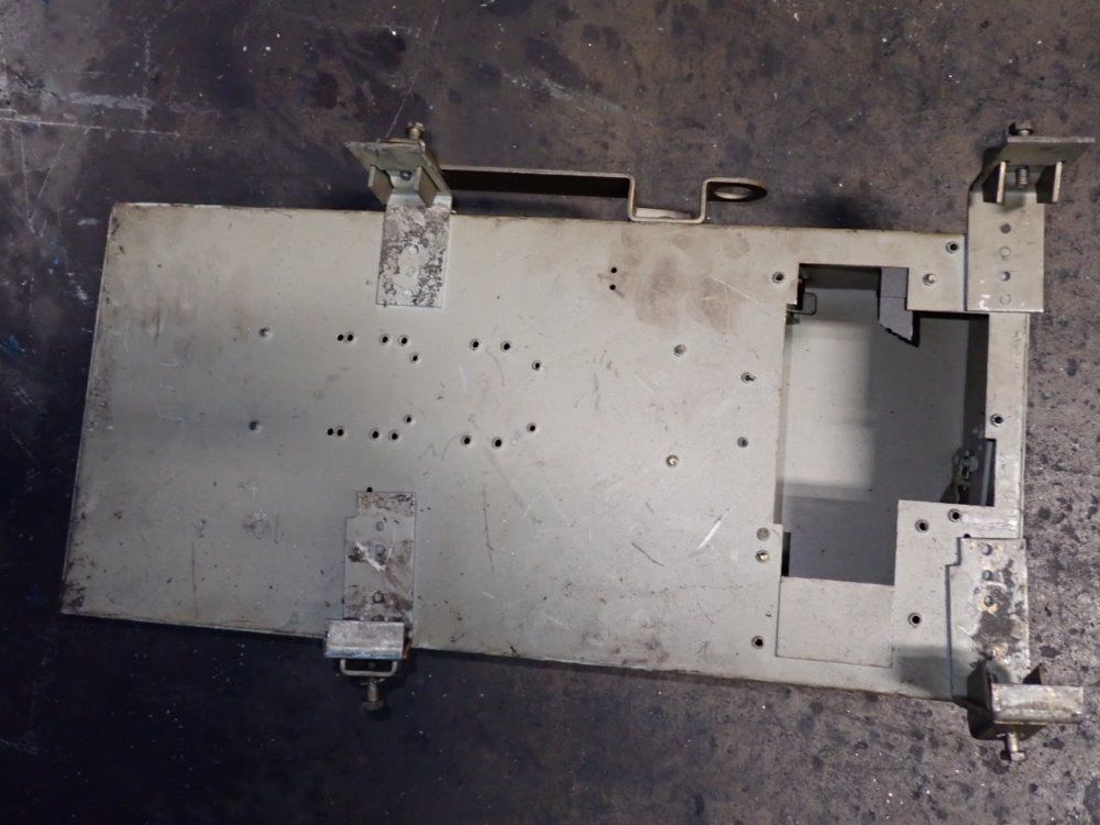 Westinghouse Bus Plug
