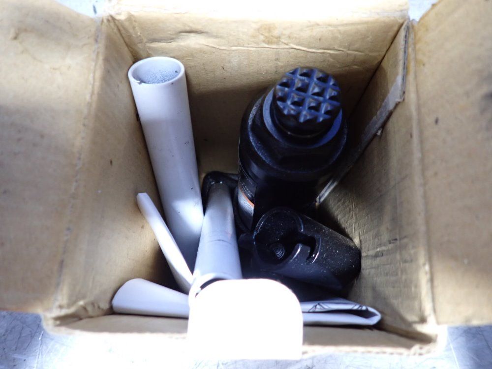 Omega 2 Ton Hydraulic Hand Jack - 10025c