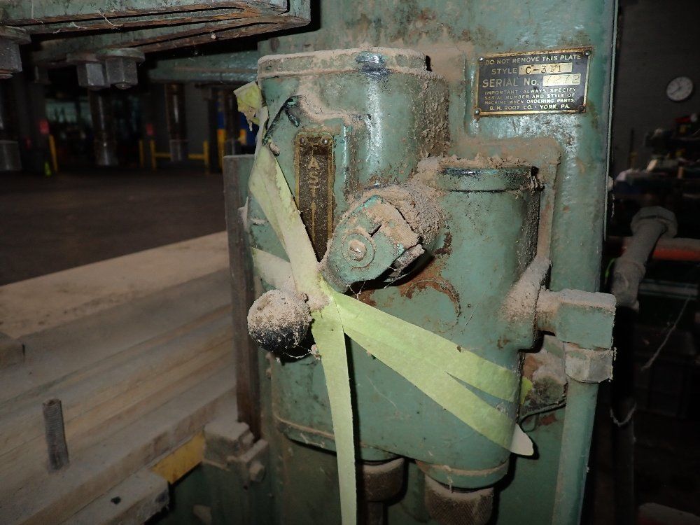 Root Production Machinery Root Production Machinery C311 Multispindle Vertical Boring Machine