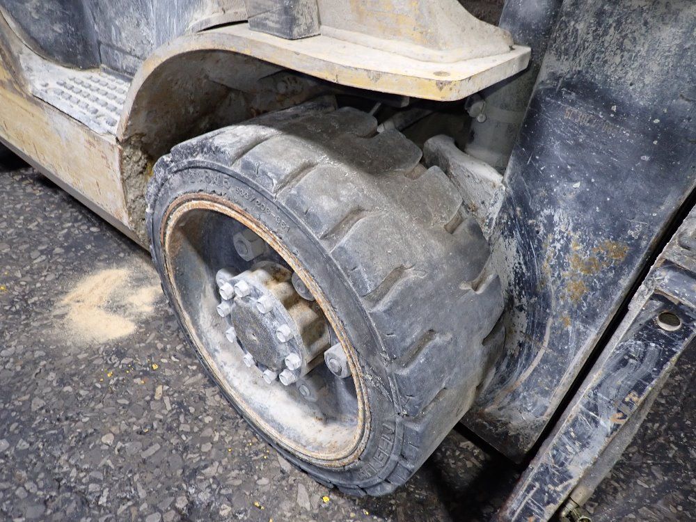 Caterpillar Propane Forklift - C6000