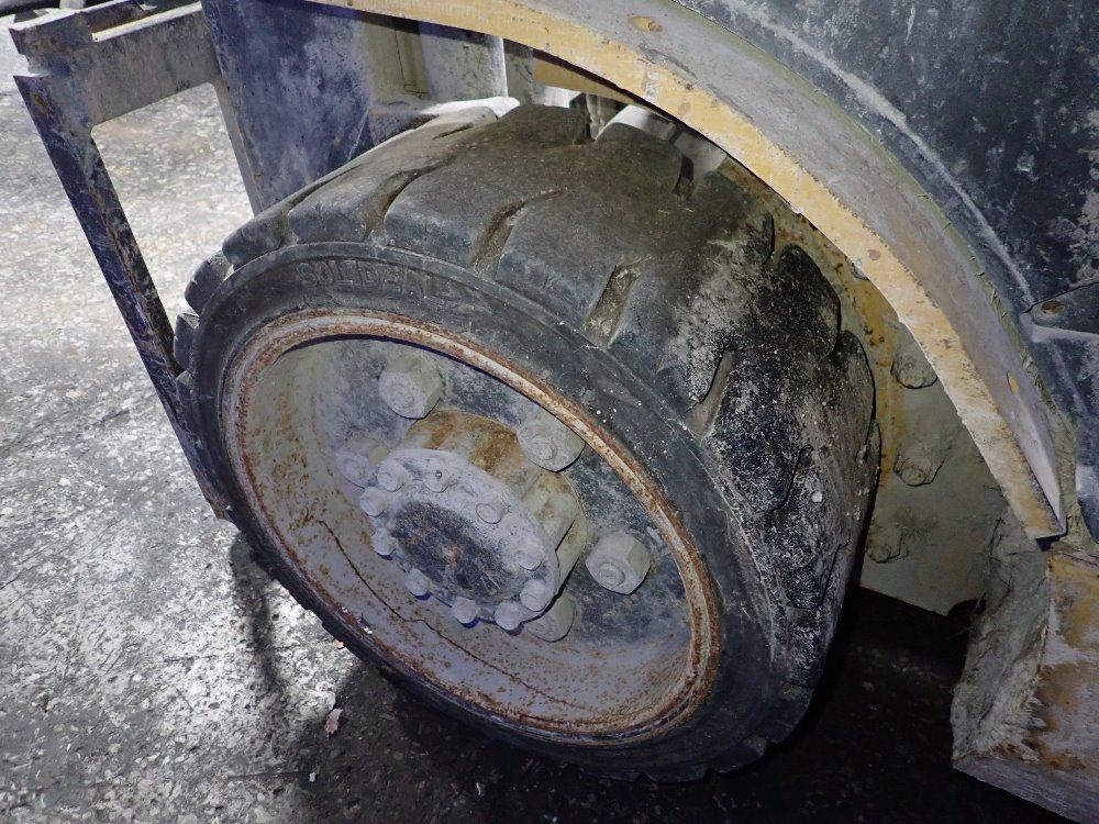 Caterpillar Propane Forklift - C6000