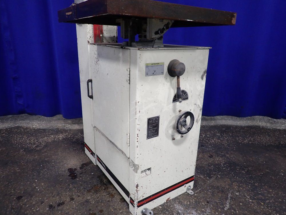 Jet Jet Vbs1610 Vertical Band Saw
