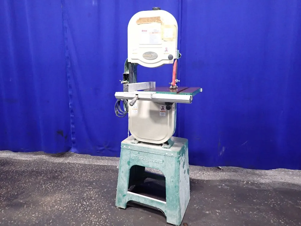 VERTICAL BAND SAW