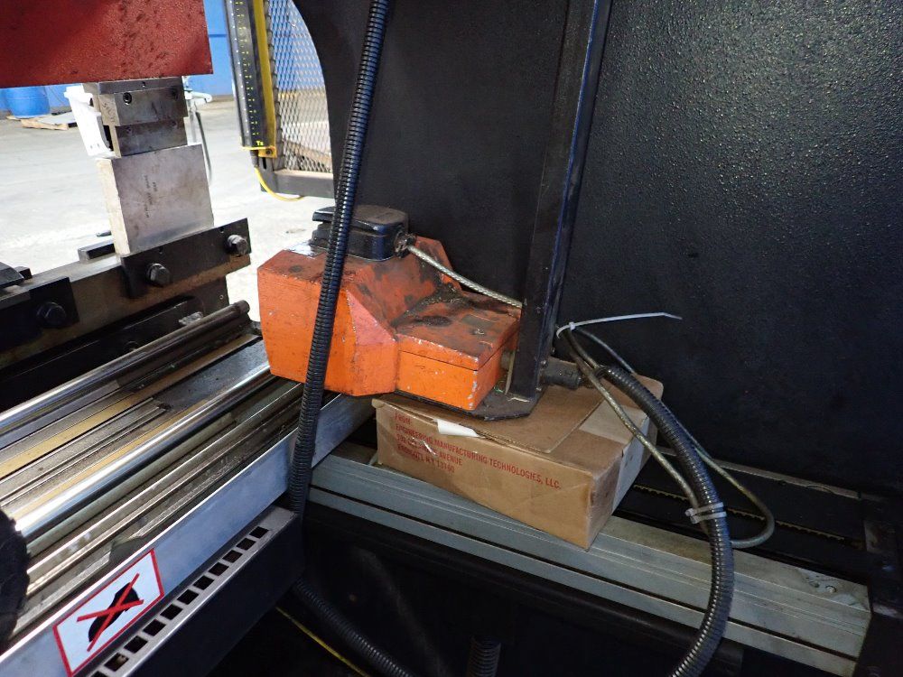 Amada 1000 Kn X 122" 1997 Amada Hfb1003 Press Brake - Hfb1003