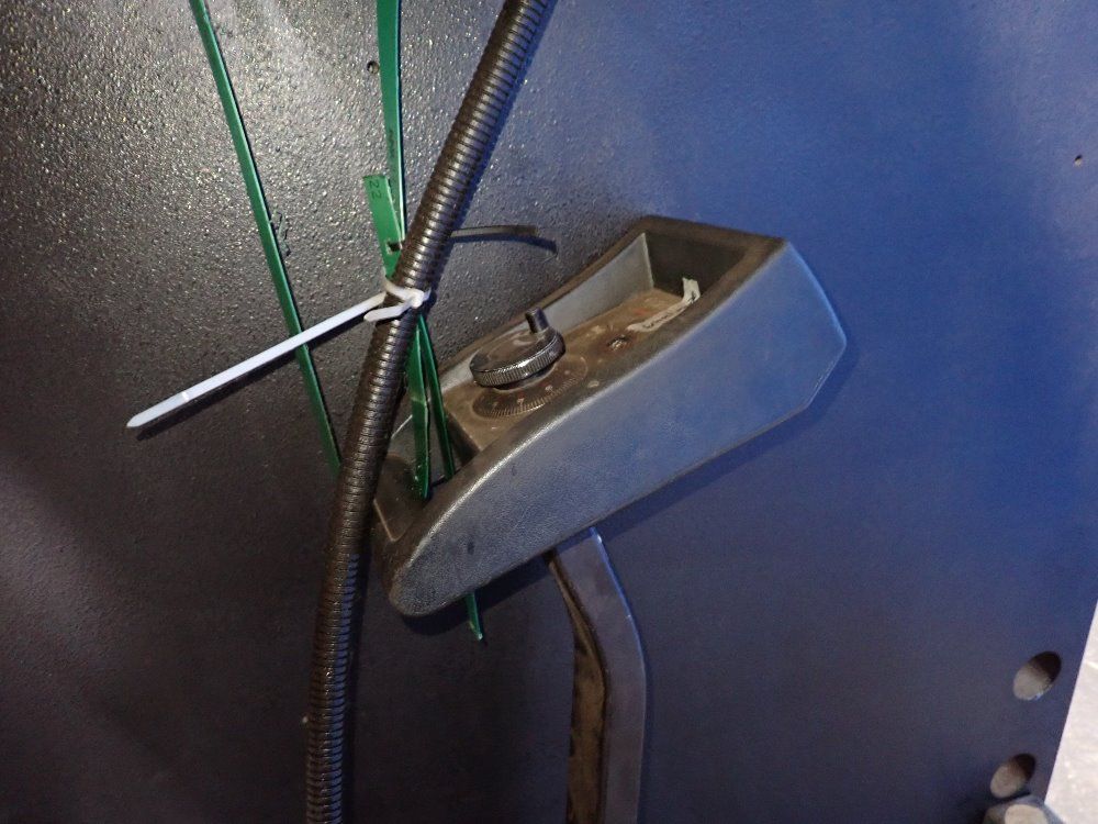 Amada 1000 Kn X 122" 1997 Amada Hfb1003 Press Brake - Hfb1003