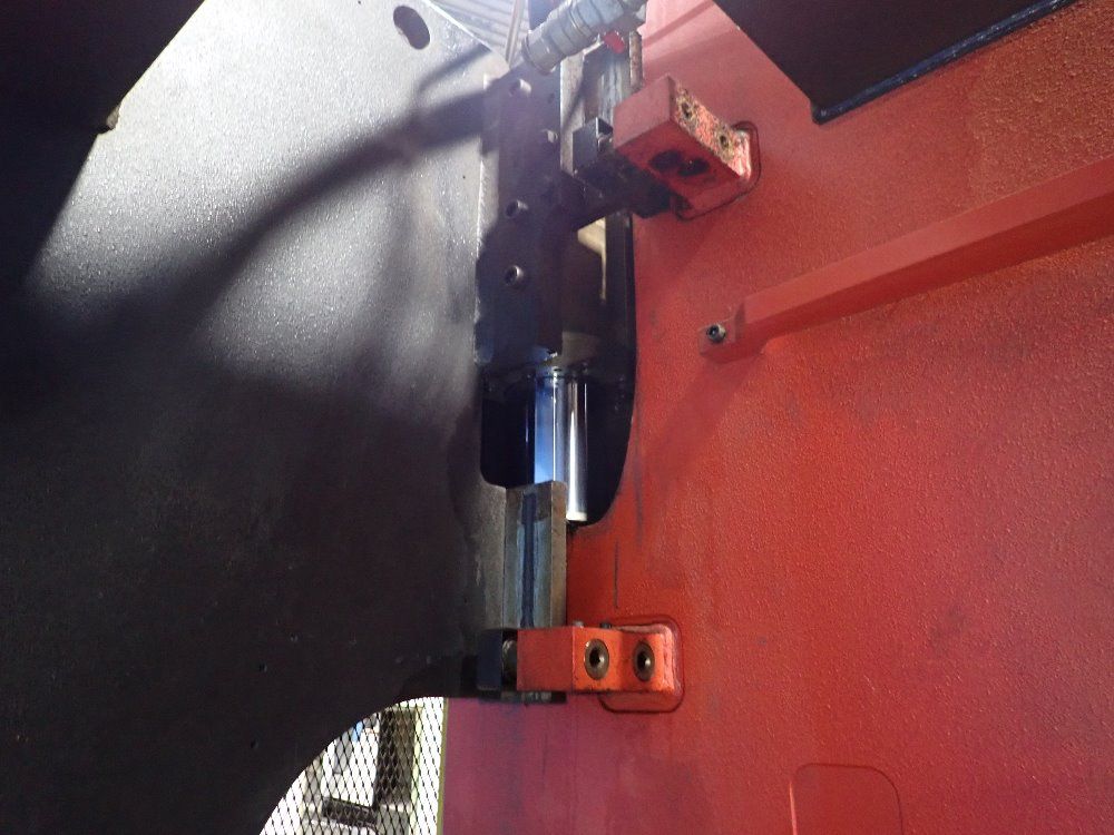 Amada 1000 Kn X 122" 1997 Amada Hfb1003 Press Brake - Hfb1003