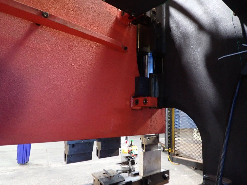 Amada 1000 Kn X 122" 1997 Amada Hfb1003 Press Brake - Hfb1003